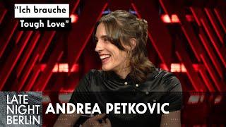 Andrea Petković: Motivation durch Selbstbeschimpfung | Late Night Berlin