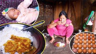 Manjita Cooking & looking after UNISHA II Egg fry & rice at lunch@AloneAdhirajnepal