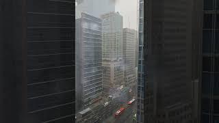 봄이 오고 있는데 눈오는 강남역 분위기  #snow #gangnam