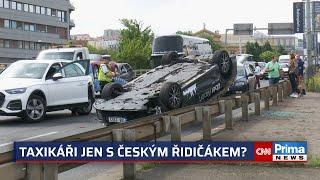 Taxikáři jen s českým řidičákem? Městům došla trpělivost. Neukázněné cizince nelze potrestat