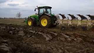 JD 8260R Hard Ploughing! Difficult Conditions In Mud!