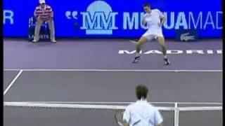 Federer amazing reaction against Soderling