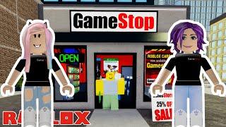 Building Our Own GameStop Store!  / Roblox