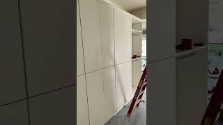 洛杉矶定制车库柜纯手定做. ￼ Los Angeles Orange County custom-made cabinet, garage cabinet ￼ walk-in closet