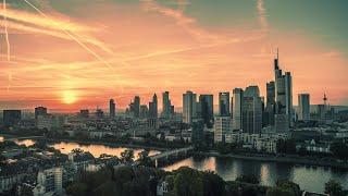 Frankfurt Skyline im Abendrot