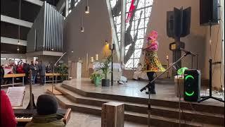 Chicken Dance for Communion! Insane Carnival's 'Mass' in German Novus Ordo Parish