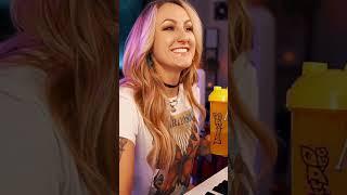 LIVE LOOPING | SINGING AND.... VIOLENCE?!?! 
