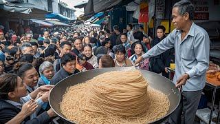 Exploring Traditional Street FoodMarkets in Saigon ! Noodles & Snacks