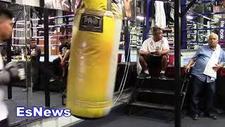 Train Like Boxing Champ Mikey Garcia This Is His Routine On Heavy Bag 30 second rest EsNews Boxing