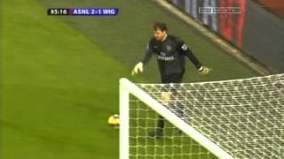 Jens Lehmann wasting the time