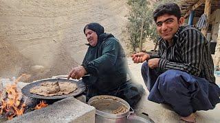 Rediscovering Akhtar: The Ancient Art of Acorn Bread - A Journey Through Nomadic Life