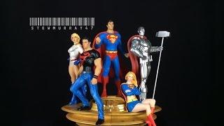 Superman Family Multi Part Statue Review