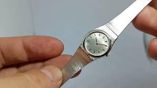 1979 Ladies Seiko vintage watch on the original bracelet model 1400-0030