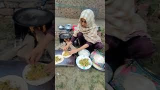 Moli wala paratha bnaya aj #dailyroutine#villagelife#desertvillagelife#desertwomenvillagelife #vlog