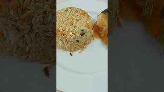 Chinese fried rice recipe, easy chicken fried rice recipe by Sonia Rahman #soniarahman #friedrice