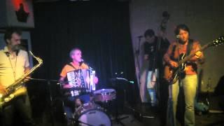 Denise Marie and The Swingin' Demons, Do you feel the same way too?