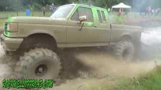 THIS IS MUDDIN!!!   TRAIL TRUCK CLASS MUD BOG!!