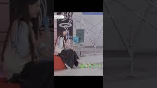 [뉴진스/해린] 냅다 던지기