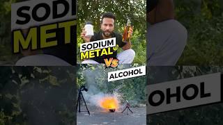 Alcohol and sodium #ashusir #scienceandfun #experiment #chemistry #shorts