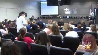 Hurst Euless Bedford ISD Board Votes Against Mask Mandate