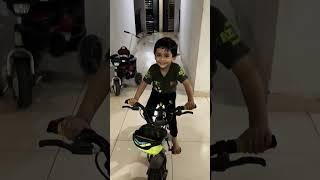 #cyclemarisararajai #smartboy  #gujaratibalgeet #cycleride #gujaratirhymes #rider