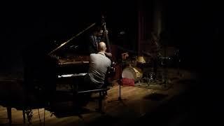 Shai Maestro Trio - Paradox (live)