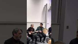 Hossein Alizadeh at SOAS London University اجرای استاد حسین علیزاده و هم ‌آوایان در دانشگاه لندن