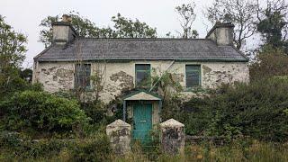 We Found A Lost Roadside Abandoned House Time Capsule Abandoned Places