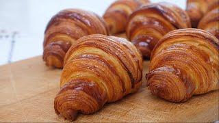 How to make French croissants