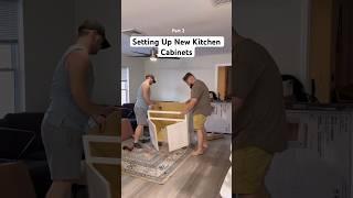 Installing New Kitchen Cabinets #moving #downsizing #newhome #homeinspo #organizationideas