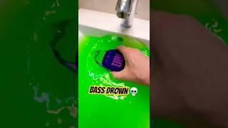 JBL Clip Bass Test in Viscous Green Liquid 
