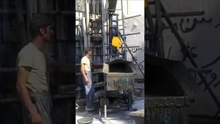 Pouring concrete walls using a local technique. #construction