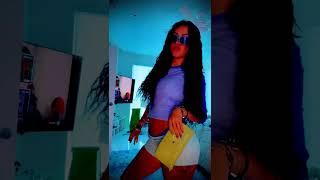 Malu Trevejo Instagram live