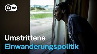 Schwedens umstrittene Migrationspolitik: Von liberal zu restriktiv | DW Nachrichten