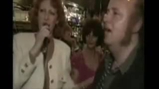 Thijs van Leer drunk scat singing at a party (1980's)