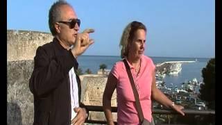 Manfredonia, turisti tedeschi al Castello Svevo Angioino (statoquotidiano)