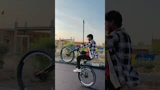 ON ROAD WHEELIE ️#trending #viralvideos #youtubeshorts #shorts #virlsong #subscribe