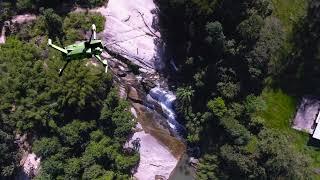 DRONE E CACHOEIRA