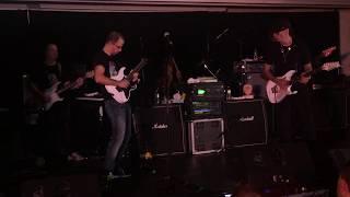 Jamming with Steve Vai at the 5th Vai Academy 2019 - 01