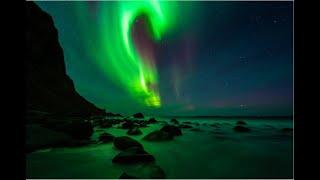 Northern lights -TimeLapse (Lofoten islands) 4K (Auroras Boreales)