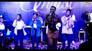 FRANCIS DESTIN DEEPER IN RIVER OF WORSHIP LIVE CONCERTPapa/Yangize samuragwa/Yanyujuje indirimbo