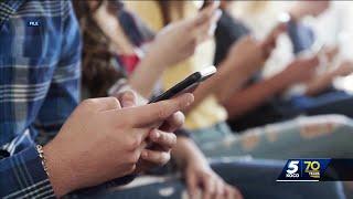 Parents weigh in Stitt's challenge for school districts to create policies to reduce cell phone use