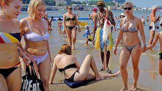 Russia. The sea and the sunny beach at the end of summer. No comments