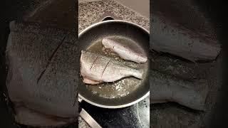 Cooking fish in Porto (Dourada and Verdinhos)  #explore #cooking #food