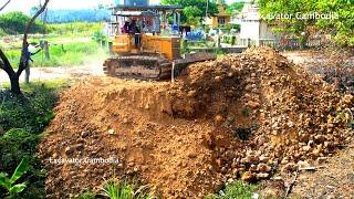 Good Activity 100% Delete Pit By Miniature Truck Working Unloading Soil And Dozer D31P Push The Soil