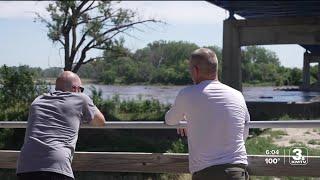 Neighbors keep a close eye on flooding as Omaha metro temporarily closes parks