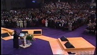 Camp Meeting 2002 ~ Thursday July 4th Part 1 ~ Juanita Bynum