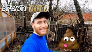 Turning Waste Into a Win on the Urbstead | Composting Chicken Manure and Leaf Waste