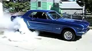 1965 Ford Mustang Burnout