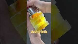 翡翠手鐲直播，溫暖而鮮豔的黃翡手鐲，彷彿訴説着大自然的神秘故事。#shorts #翡翠 #翡翠玉石 #翡翠直播 #翡翠手鐲 #珠寶首飾 #jade